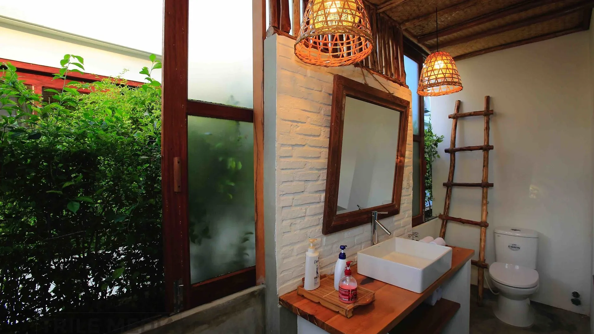 Life Beach Villa Hoi An Hotel