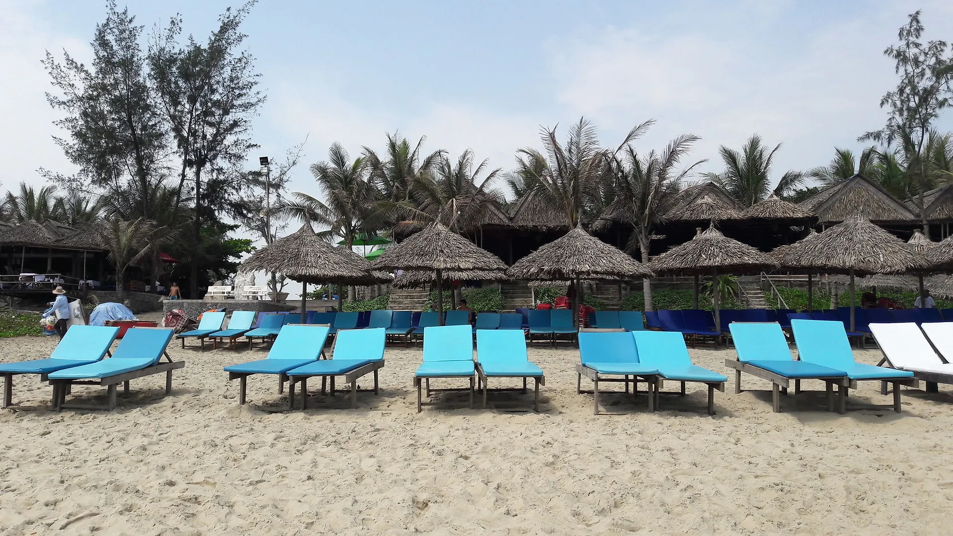 Hotel Life Beach Villa Hoi An