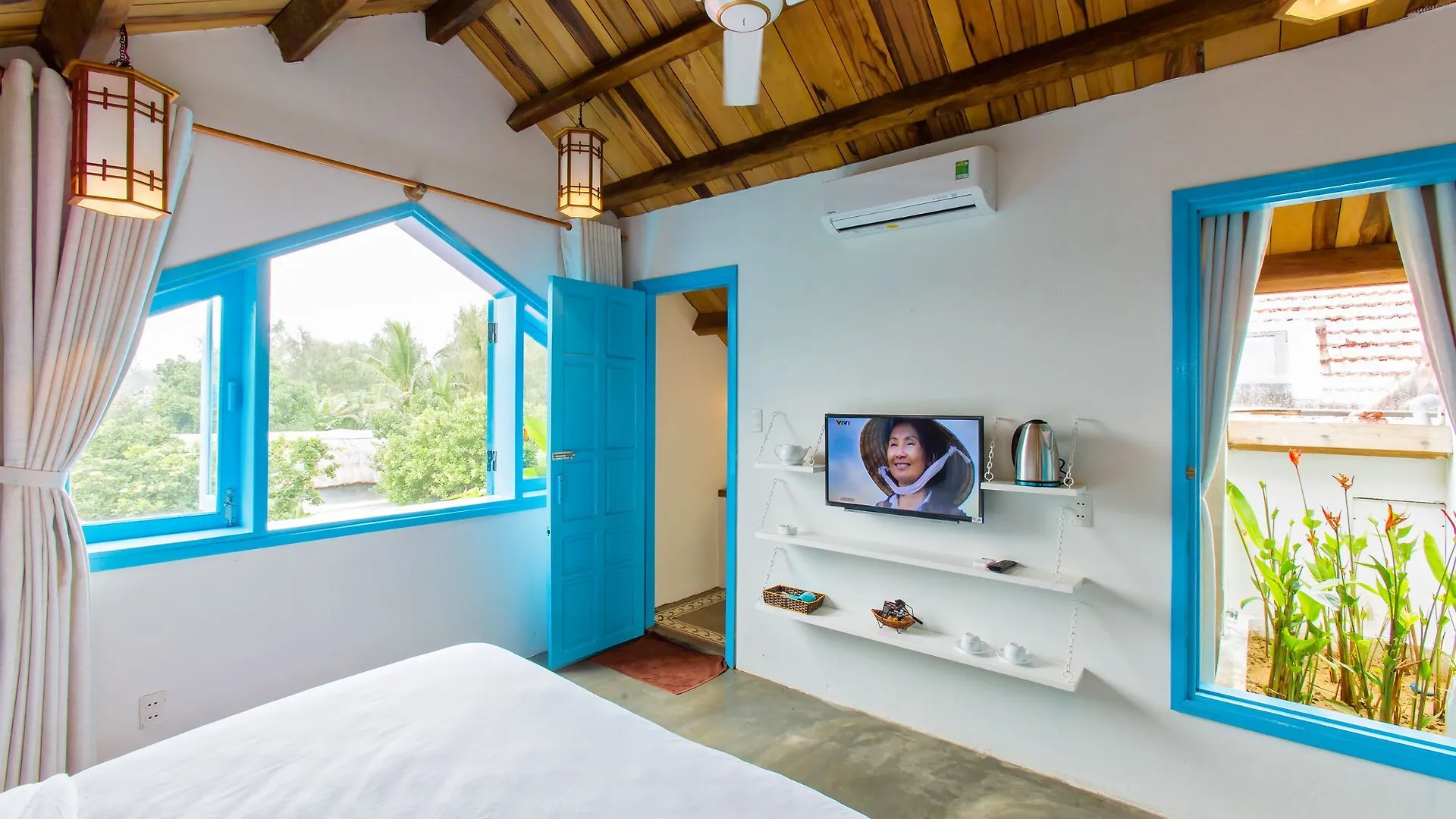 Life Beach Villa Hoi An