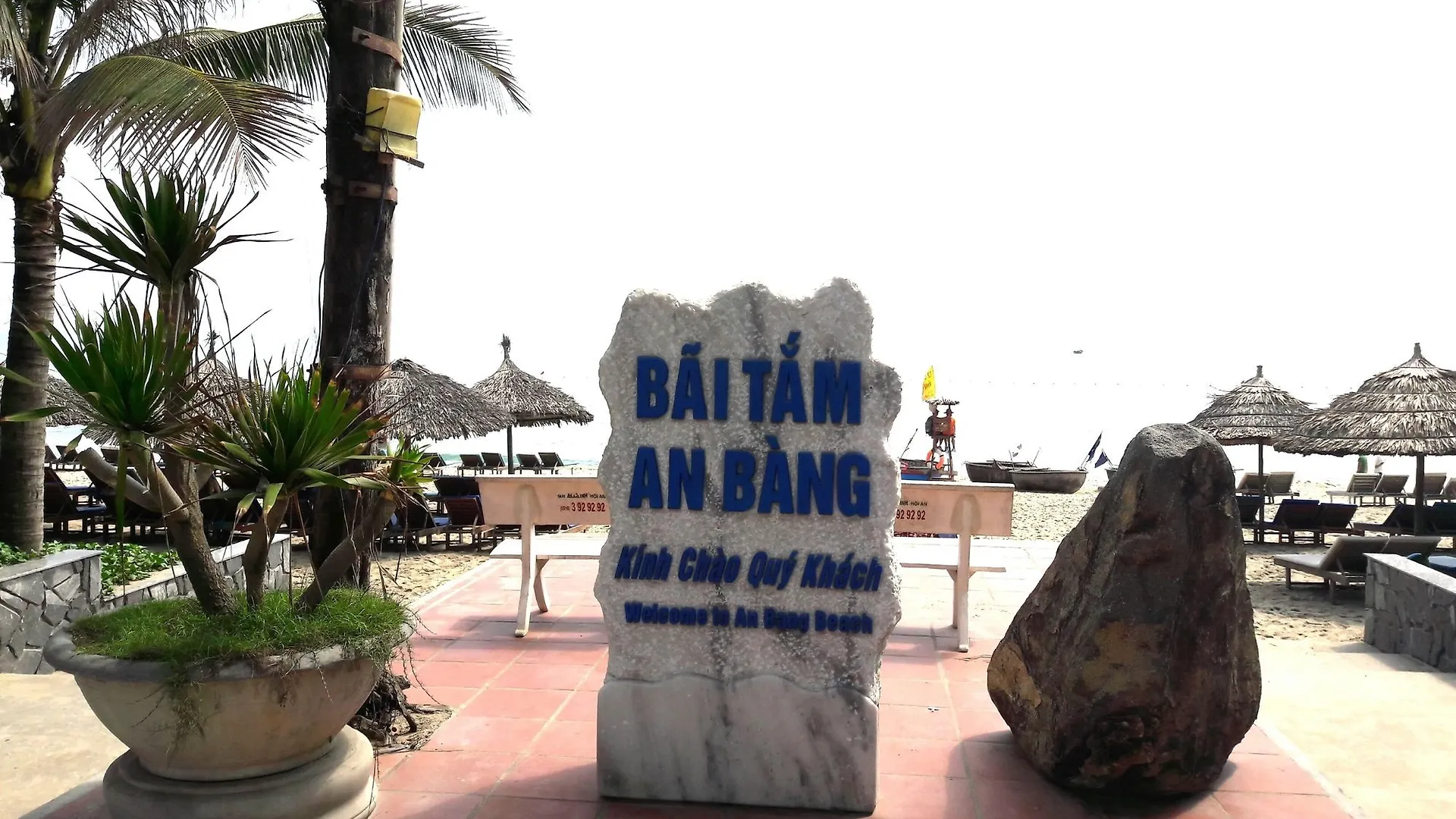 Life Beach Villa Hội An